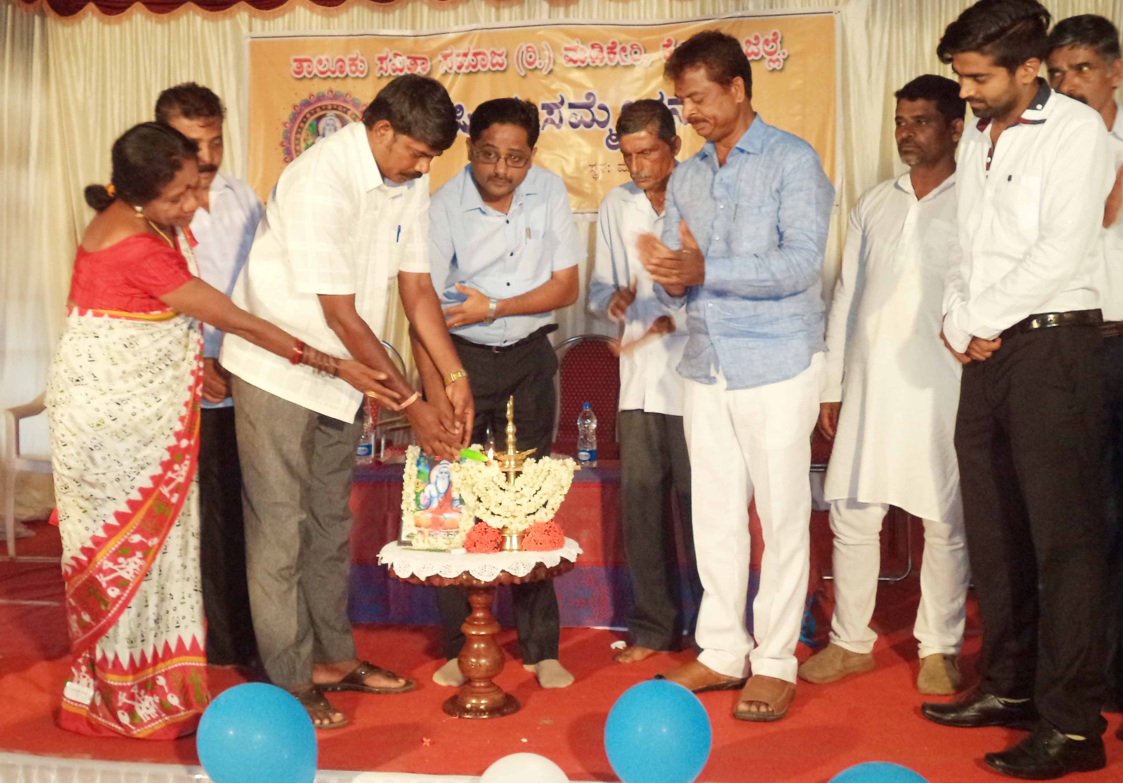 ಶಿಕ್ಷಣದ ಮೂಲಕ ಸಮಾಜದ ಮುಖ್ಯ ವಾಹಿನಿಗೆ ಬನ್ನಿ: ಅಪರ ಜಿಲ್ಲಾಧಿಕಾರಿ ಸತೀಶ್ ಕುಮಾರ್